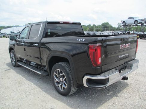 New 2026 GMC Sierra 1500 SLT w/ SLT Premium Package AWD/4WD image 6