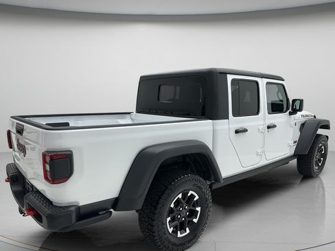 Used 2026 Jeep Gladiator Rubicon AWD/4WD image 8