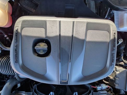 Used 2025 RAM 1500 Laramie w/ Sport Appearance Package image 32