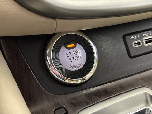 Used 2019 Nissan Murano Platinum AWD/4WD image 25