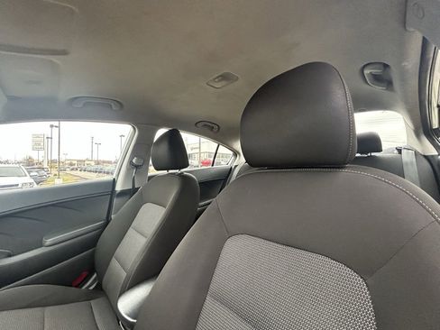 Used 2018 Kia Forte LX image 13