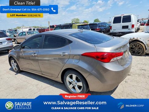 Used 2013 Hyundai Elantra GLS FWD image 3