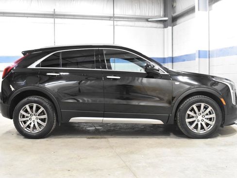Used 2020 Cadillac XT4 Premium Luxury FWD image 32