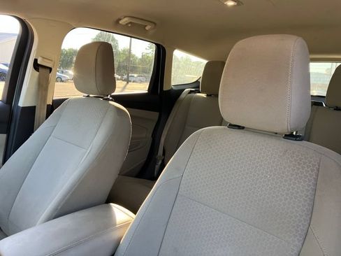 Used 2018 Ford Escape SE AWD/4WD image 9