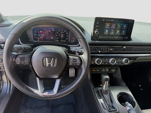 Used 2022 Honda Civic Sport Touring image 10