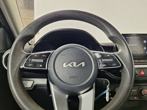 Used 2024 Kia Forte LXS FWD image 16