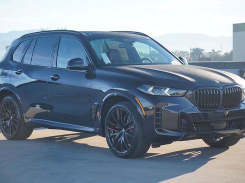 New 2026 BMW X5 sDrive40i w/ M Sport Package image 3