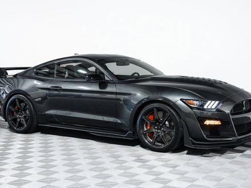 Used 2020 Ford Mustang Shelby GT500 w/ Carbon Fiber Track Pack image 7