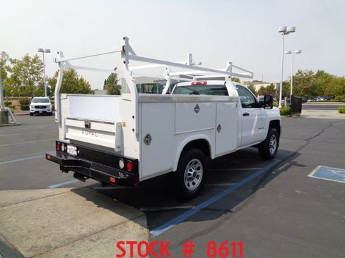 Used 2018 Chevrolet Silverado 3500 W/T RWD image 7