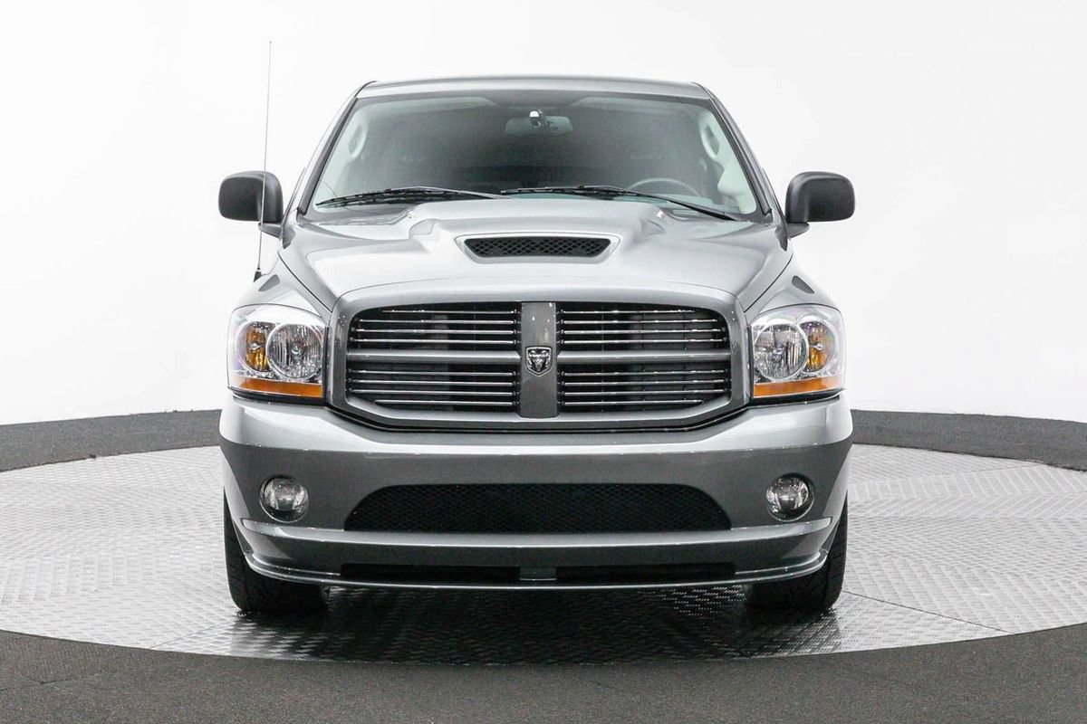 Used 2006 Dodge Ram 1500 Truck 2WD Quad Cab w/ Communication Pkg image 3