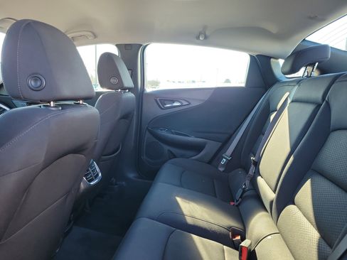 Used 2024 Chevrolet Malibu LT image 11