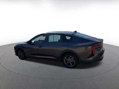 Used 2025 Kia K4 LXS image 10