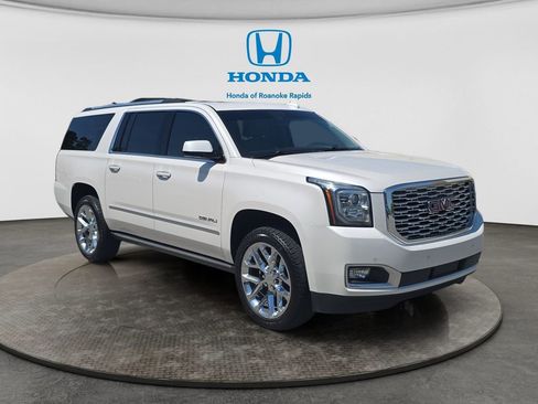 Used 2019 GMC Yukon XL Denali w/ Denali Ultimate Package image 7