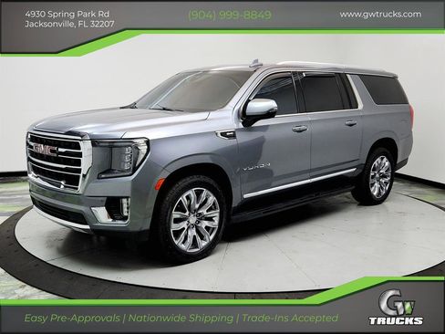 Used 2021 GMC Yukon XL SLT w/ SLT Premium Package image 1