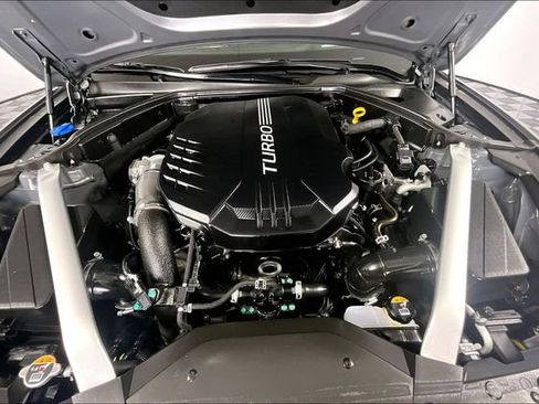 Certified 2025 Genesis G70 3.3T Advanced w/ Sport Prestige Package RWD image 9