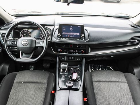 Used 2025 Nissan Rogue SV AWD/4WD image 11