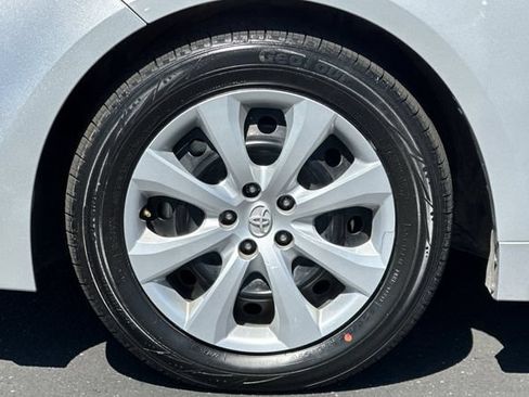Certified 2024 Toyota Corolla LE FWD image 29
