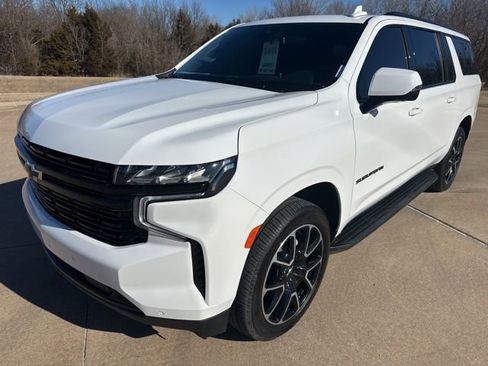 Used 2023 Chevrolet Suburban RST w/ Luxury Package image 1