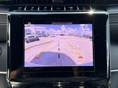 New 2025 Jeep Grand Cherokee Altitude image 44