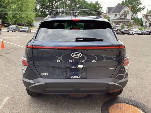 New 2025 Hyundai Kona SEL image 6
