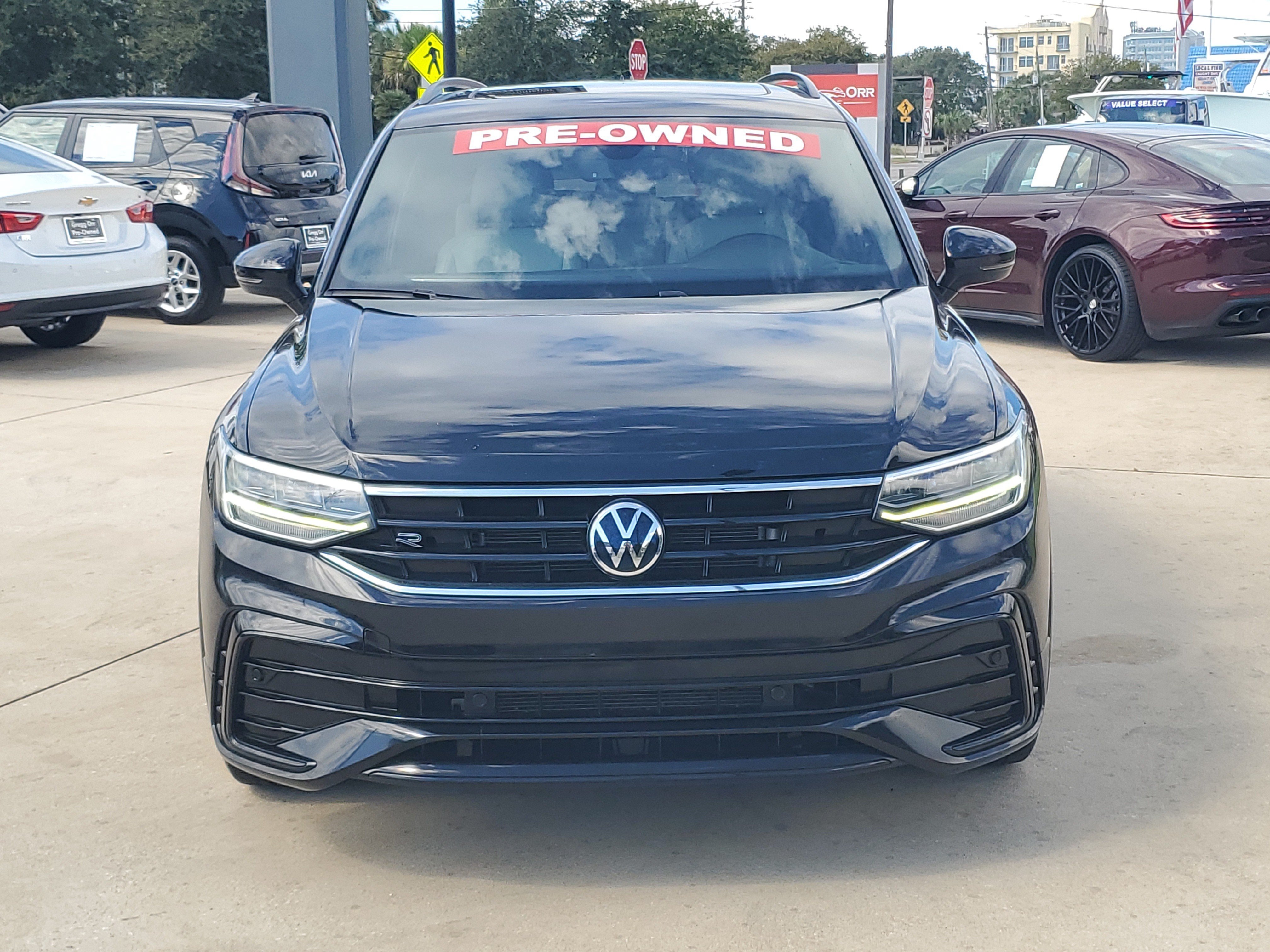 Used 2024 Volkswagen Tiguan SE R-Line FWD image 7