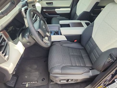 Used 2024 Toyota Sequoia Capstone AWD/4WD image 19
