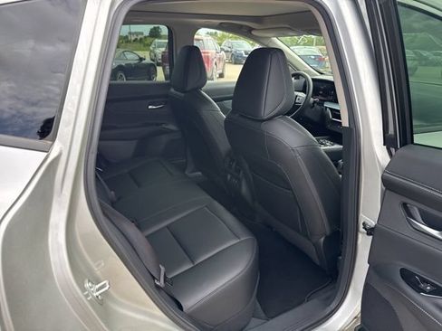 Used 2025 Nissan Murano SL AWD/4WD image 23