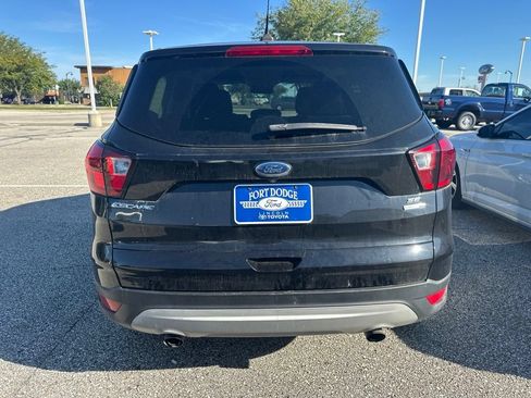 Used 2019 Ford Escape SE AWD/4WD image 5