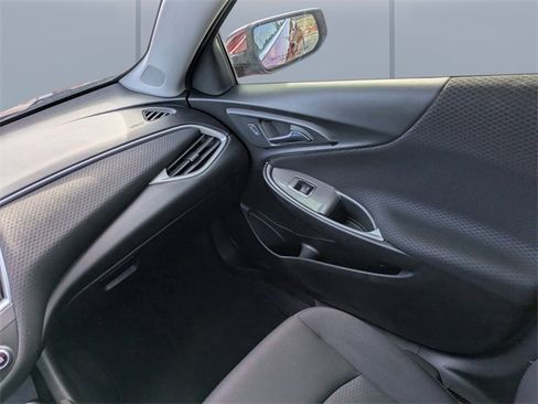 Used 2024 Chevrolet Malibu LT image 15