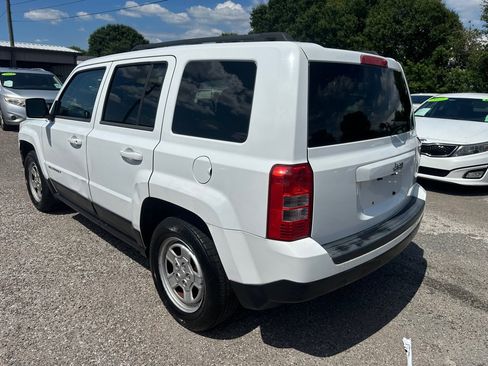Used 2014 Jeep Patriot Sport FWD image 4