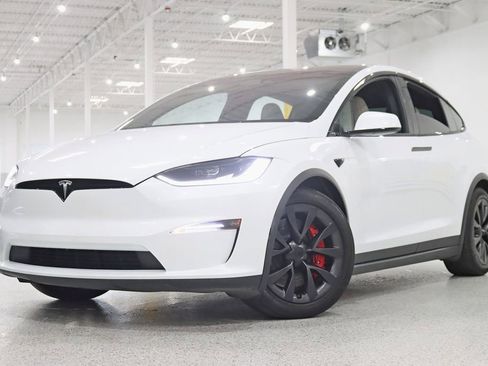 Used 2023 Tesla Model X Plaid AWD/4WD image 7