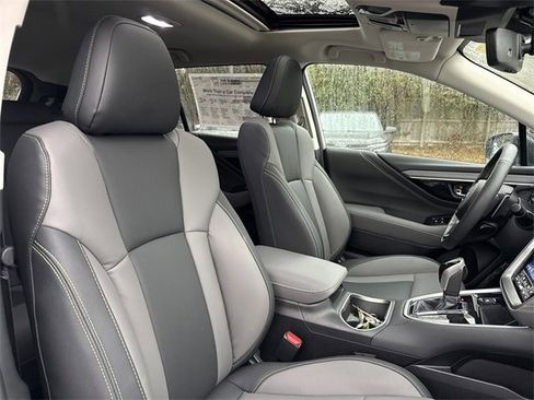 Used 2025 Subaru Outback Onyx Edition w/ Popular Package #2 image 19