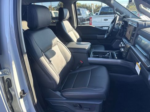 New 2026 Ford F250 Lariat w/ Black Appearance Package image 13