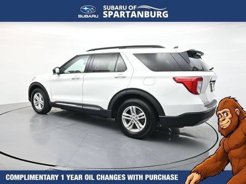 Used 2023 Ford Explorer XLT w/ Equipment Group 202A RWD image 6