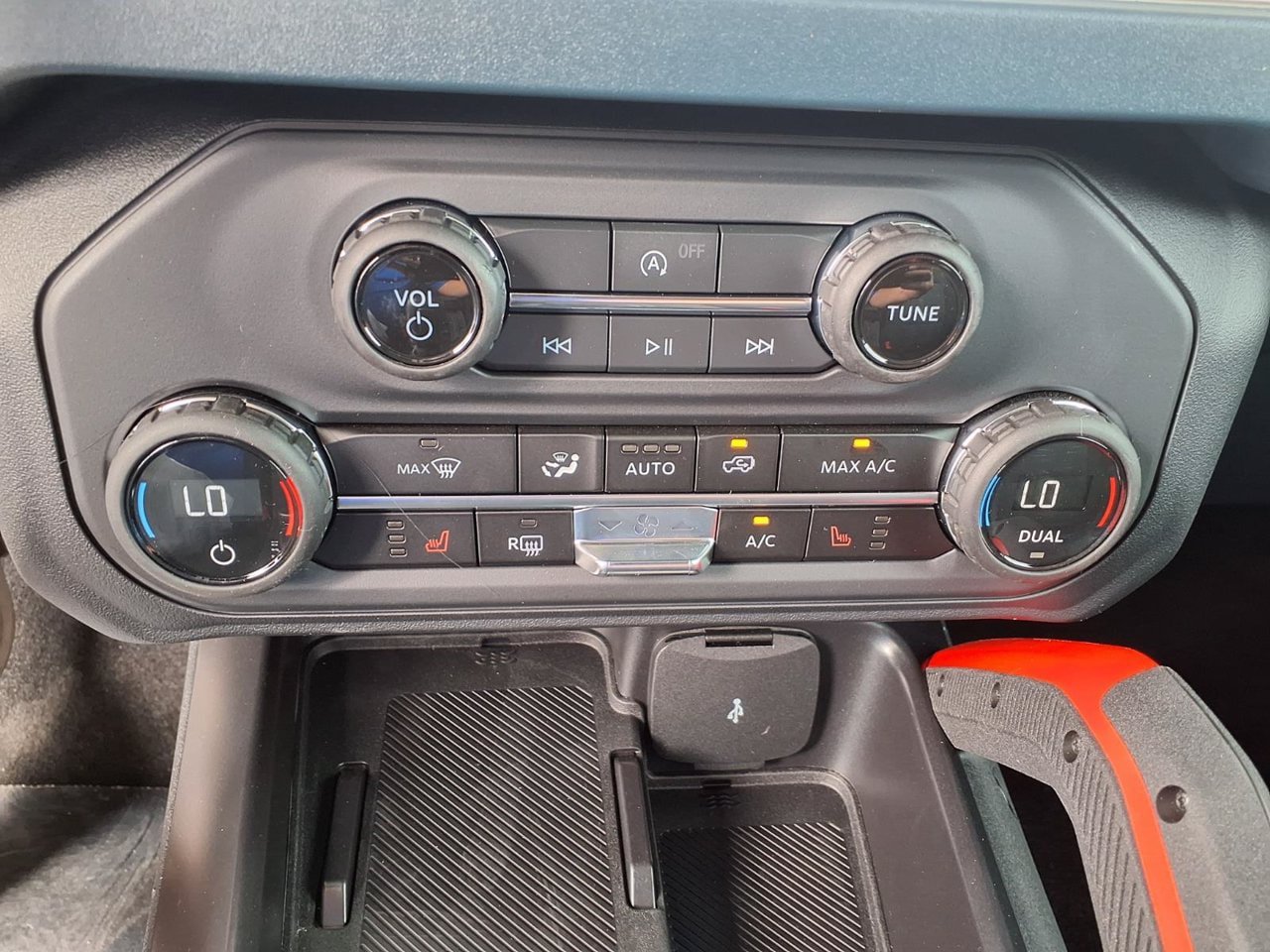 New 2026 Ford Bronco Heritage Edition AWD/4WD image 10