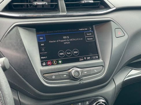 Used 2023 Chevrolet TrailBlazer LS image 19