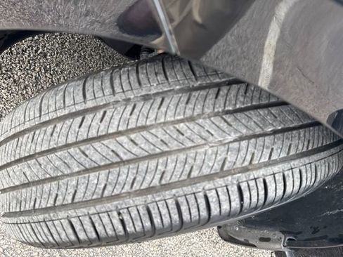 Certified 2022 Volkswagen Jetta Sport image 36