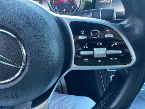 Used 2019 Mercedes-Benz E 300 image 19