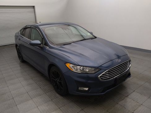 Used 2019 Ford Fusion SE w/ Equipment Group 151A FWD image 13