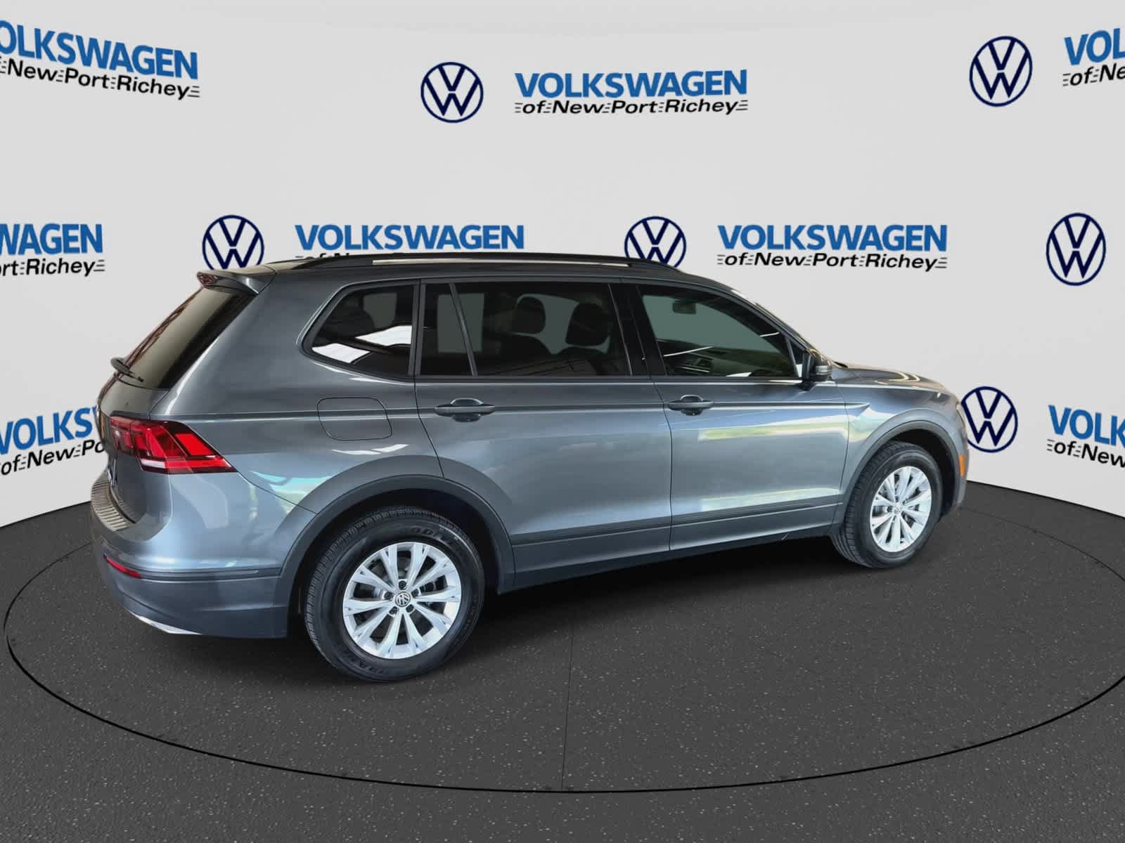 Used 2019 Volkswagen Tiguan S w/ Driver Assistance Package FWD image 8