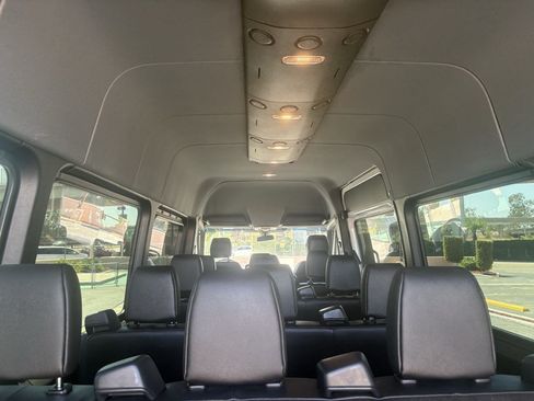Used 2025 Mercedes-Benz Sprinter 2500 image 15