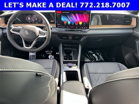 Certified 2026 Volkswagen Tiguan SEL R-Line image 15