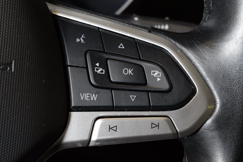 Used 2024 Volkswagen Jetta SE FWD image 20