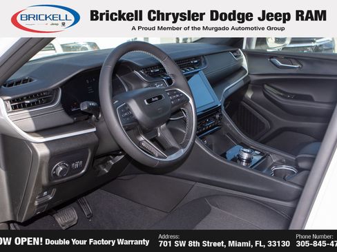 New 2025 Jeep Grand Cherokee Laredo X image 14