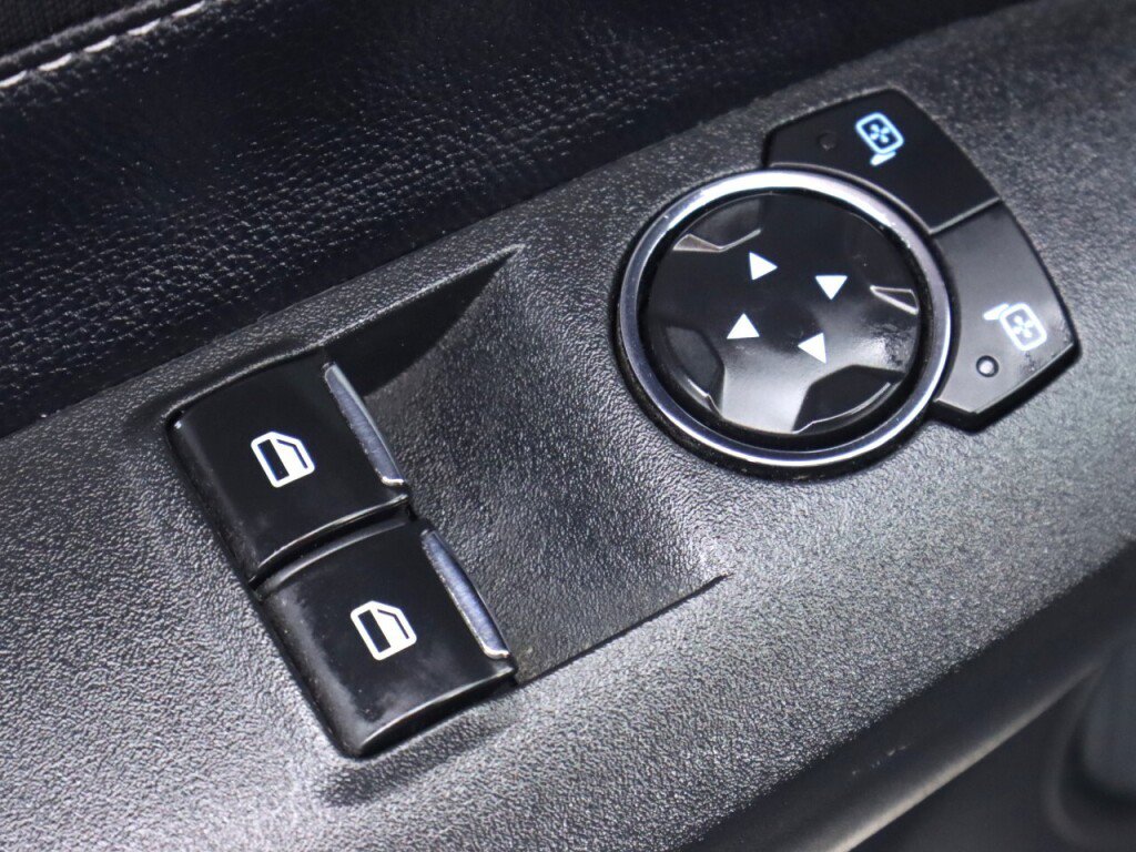 Used 2020 Ford Mustang Coupe RWD image 27