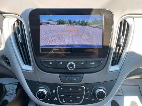 Used 2024 Chevrolet Malibu LT FWD image 29