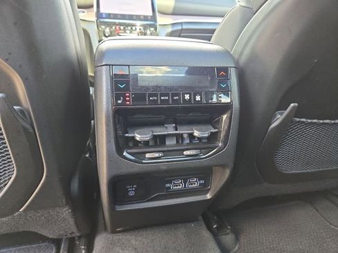 Used 2024 Jeep Grand Cherokee Summit image 35