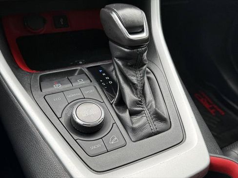 Certified 2020 Toyota RAV4 TRD Off-Road AWD/4WD image 22