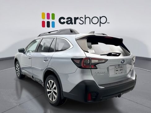 Used 2022 Subaru Outback Premium AWD/4WD image 3