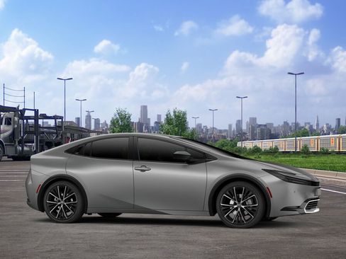 New 2026 Toyota Prius XLE image 16